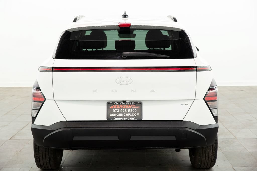 Used 2025 Hyundai Kona SEL AWD/4WD image 11