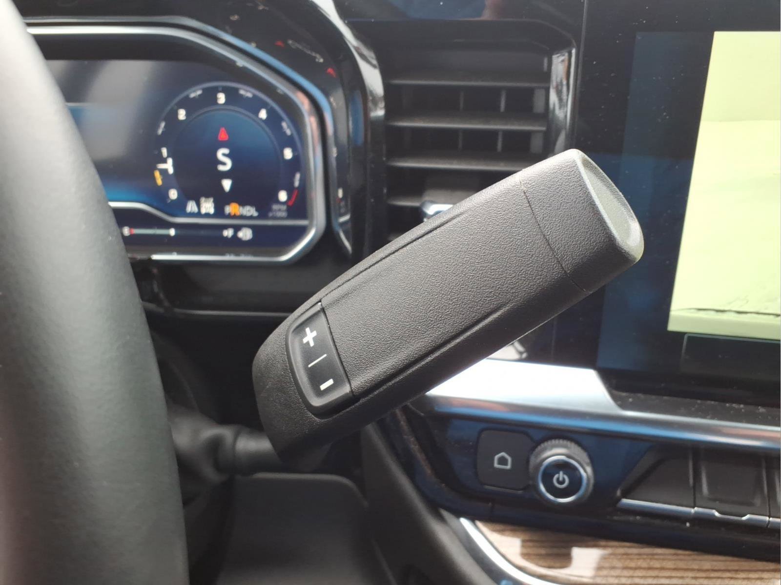 Certified 2024 Chevrolet Silverado 1500 RST image 19