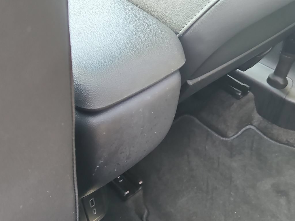 Used 2023 Chevrolet TrailBlazer ACTIV w/ Sun and Liftgate Package AWD/4WD image 16