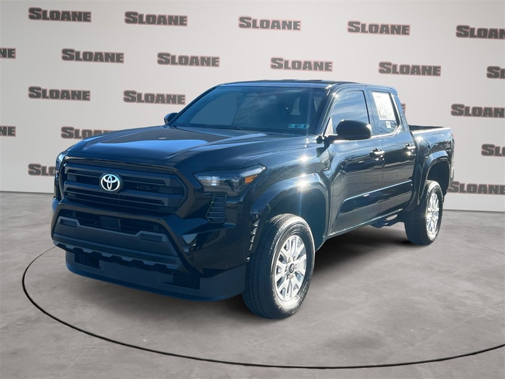 Used 2025 Toyota Tacoma SR image 1