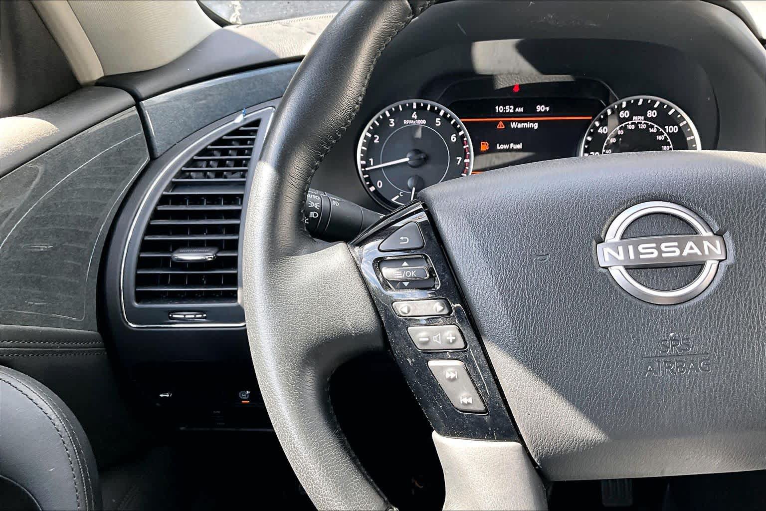 Used 2022 Nissan Armada SV w/ SV Appearance Package RWD image 24