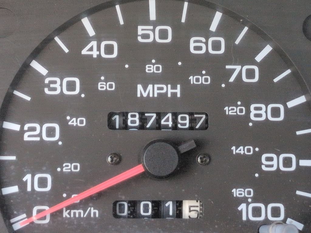 Used 1995 Nissan Pathfinder LE image 17