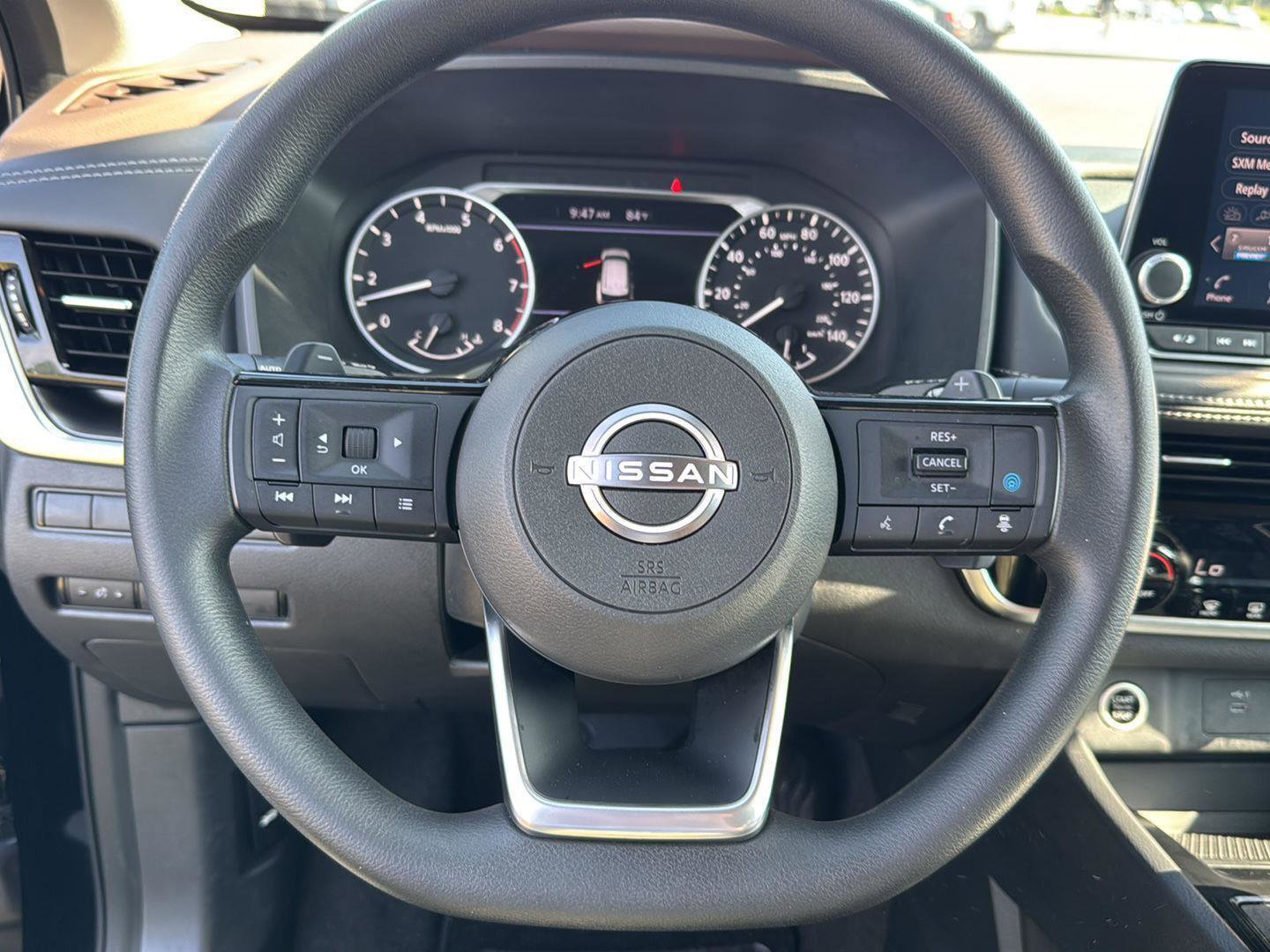 Used 2022 Nissan Rogue SV image 17