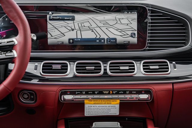 New 2026 Mercedes-Benz GLS 580 4MATIC image 24