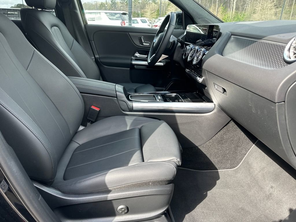 Certified 2025 Mercedes-Benz GLA 250 image 36