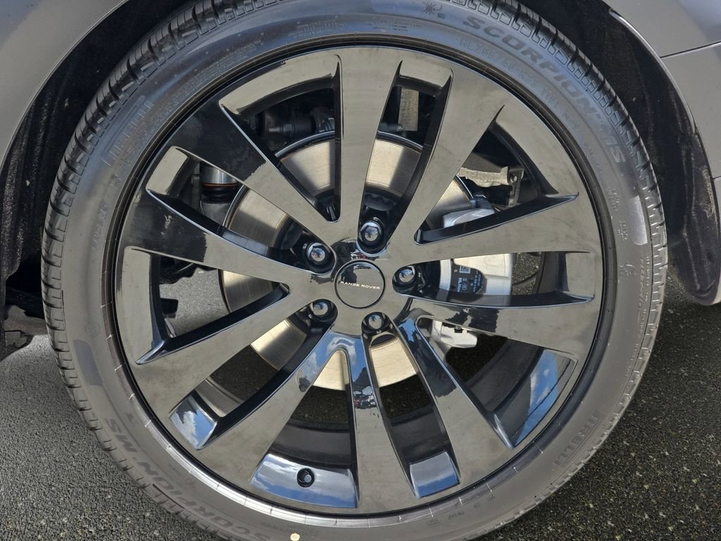 New 2026 Land Rover Range Rover Sport Dynamic SE AWD/4WD image 35