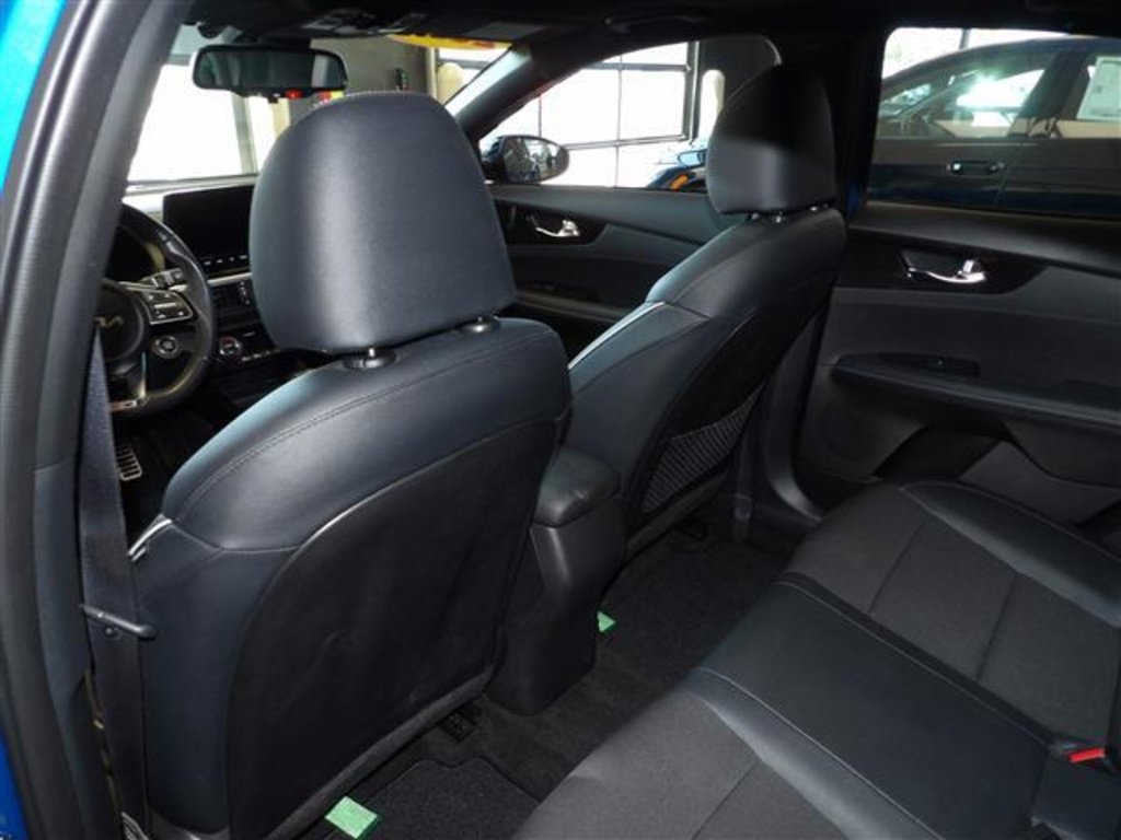 Used 2023 Kia Forte GT-Line w/ GT-Line Premium Package image 22