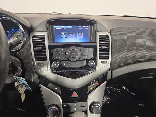 Used 2015 Chevrolet Cruze LT w/ Sun And Sound Package FWD image 22