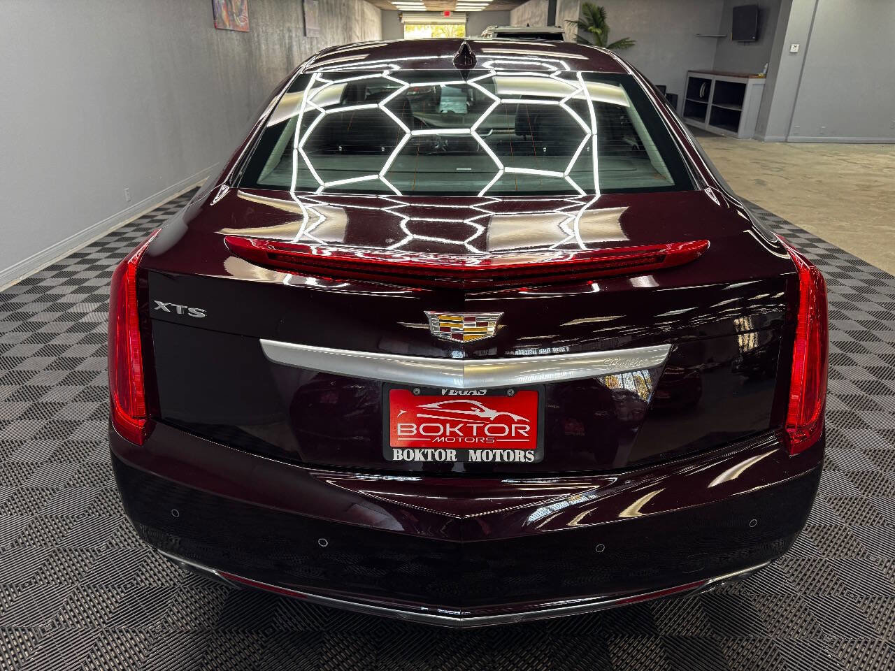 Used 2017 Cadillac XTS Premium Luxury image 11
