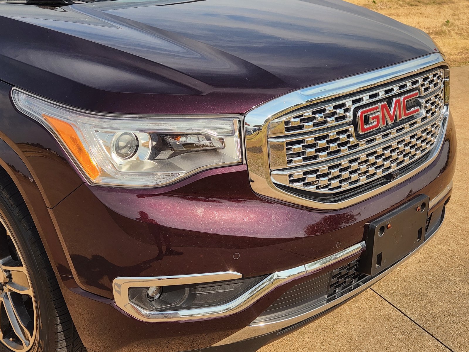 Used 2017 GMC Acadia Denali AWD/4WD image 12