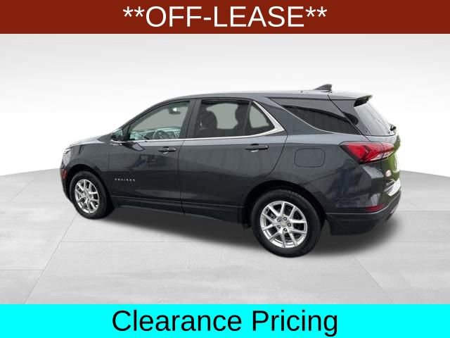 Used 2022 Chevrolet Equinox LT w/ Driver Convenience Package image 4