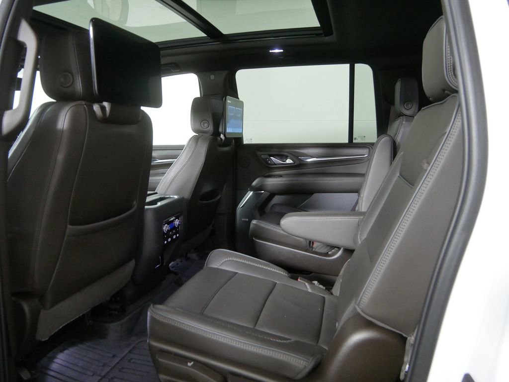Used 2023 GMC Yukon XL Denali image 20