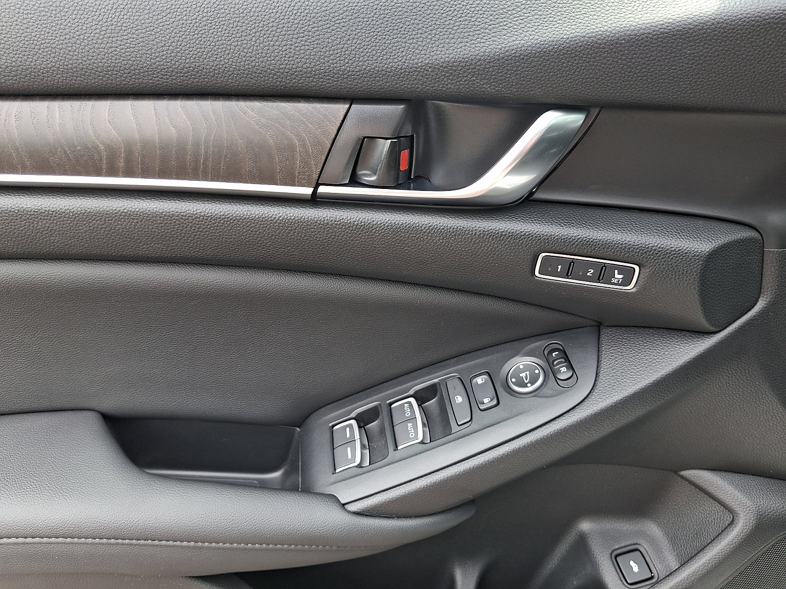 Used 2019 Honda Accord EX-L image 13