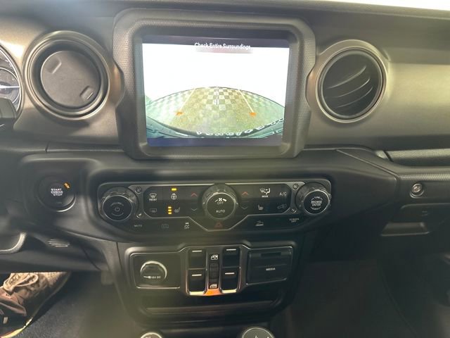 Used 2023 Jeep Wrangler Unlimited w/ Cold Weather Group image 22