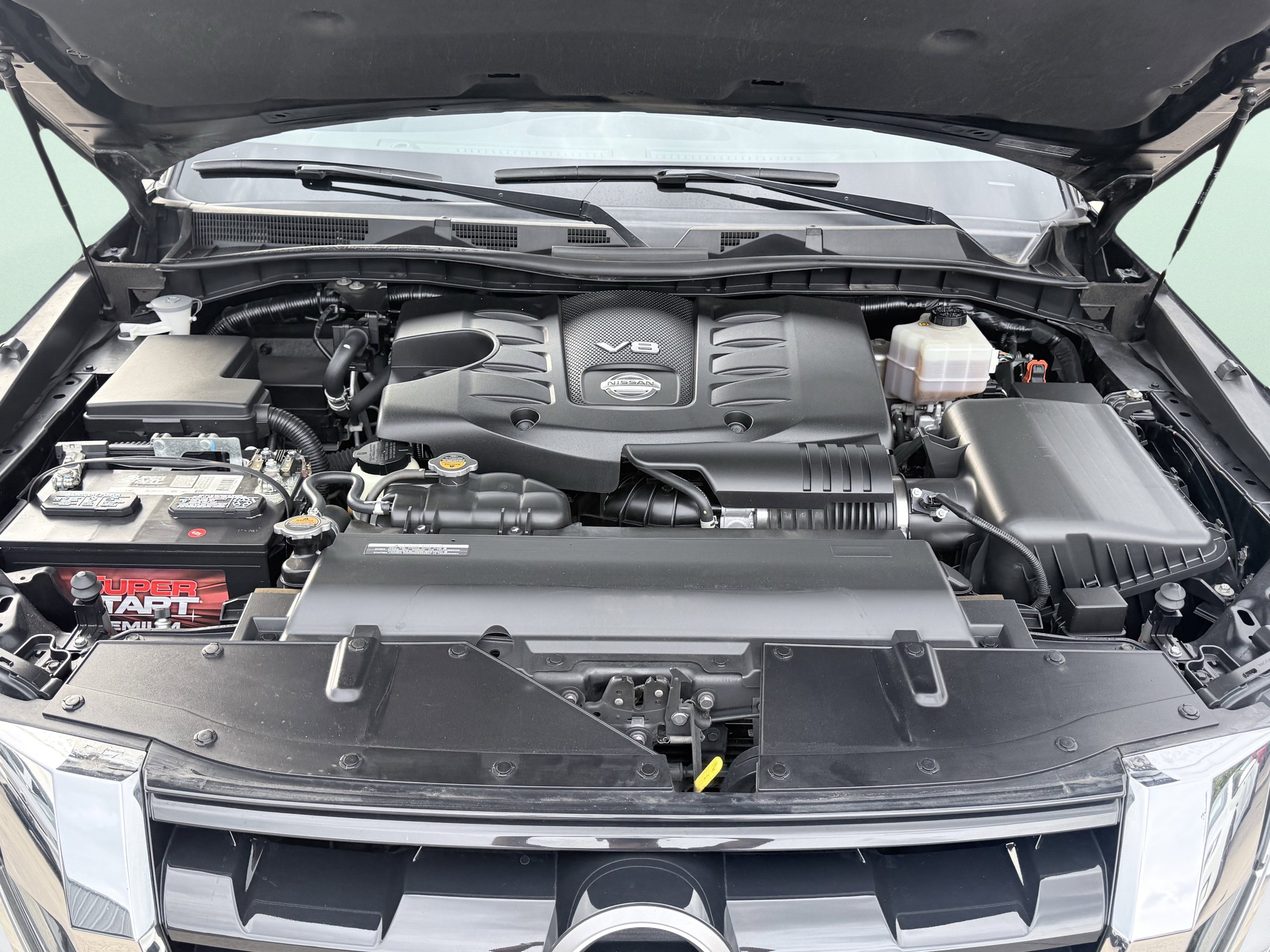 Used 2021 Nissan Armada SV w/ SV Appearance Package image 18