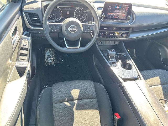 Certified 2024 Nissan Rogue SV image 7