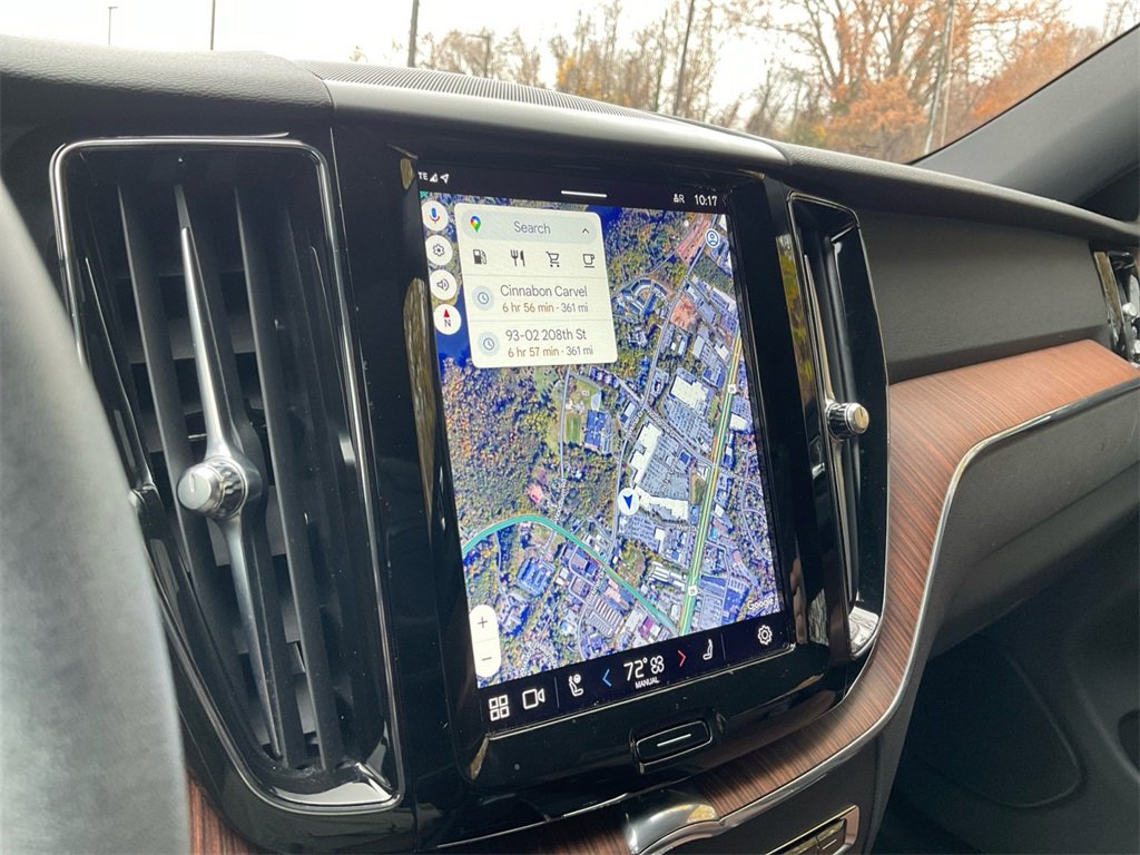 Certified 2023 Volvo XC60 B5 Plus w/ Climate Package image 20