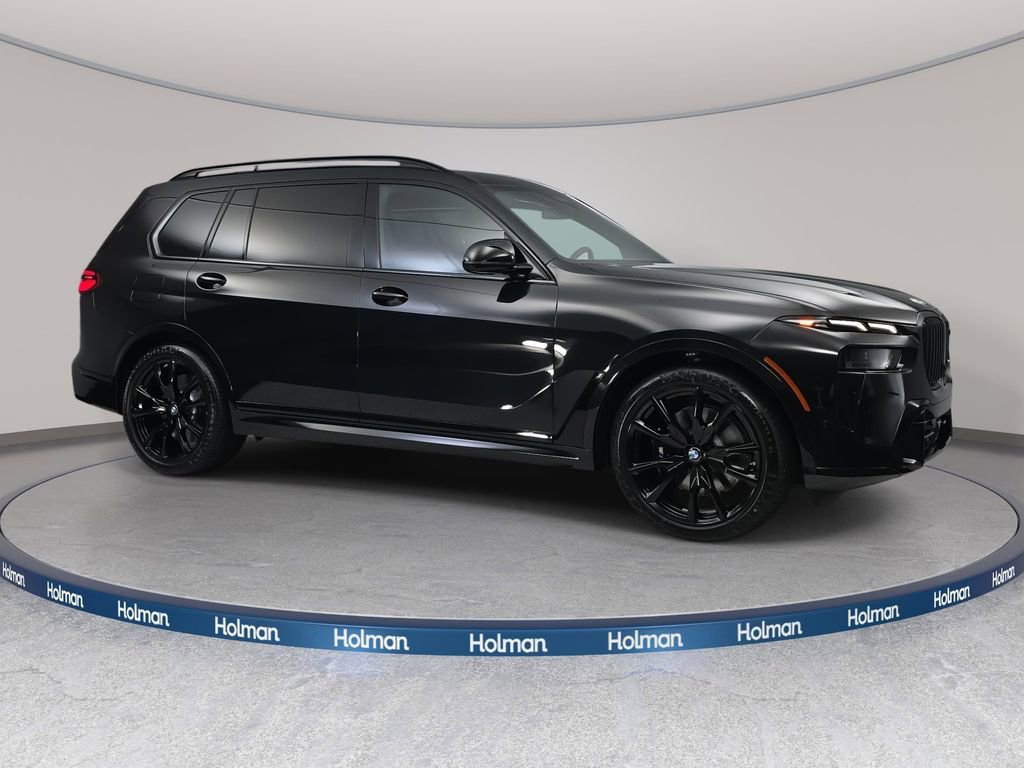 New 2026 BMW X7 M60i image 3
