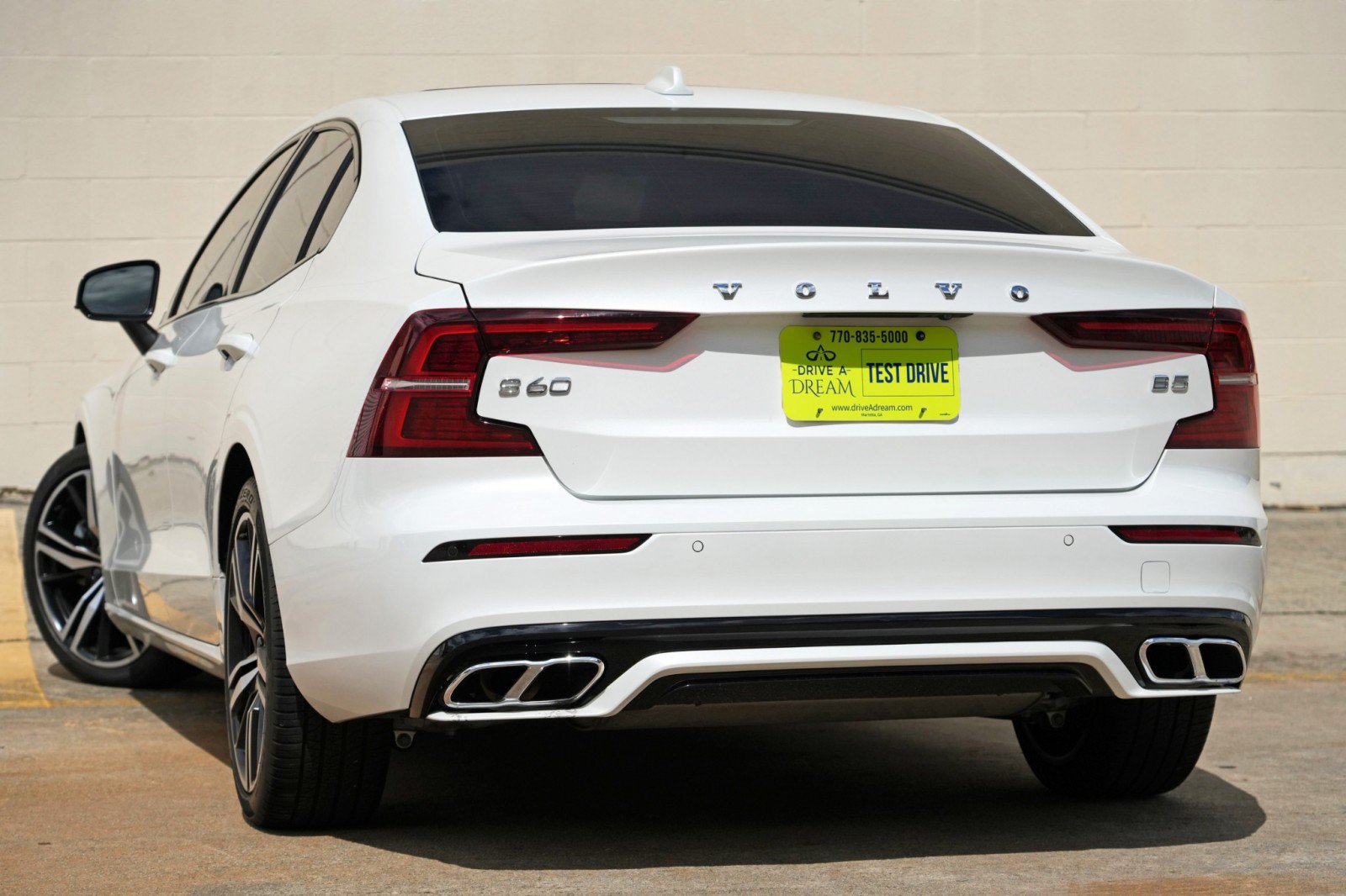 Used 2022 Volvo S60 B5 R-Design w/ Climate Package FWD image 6