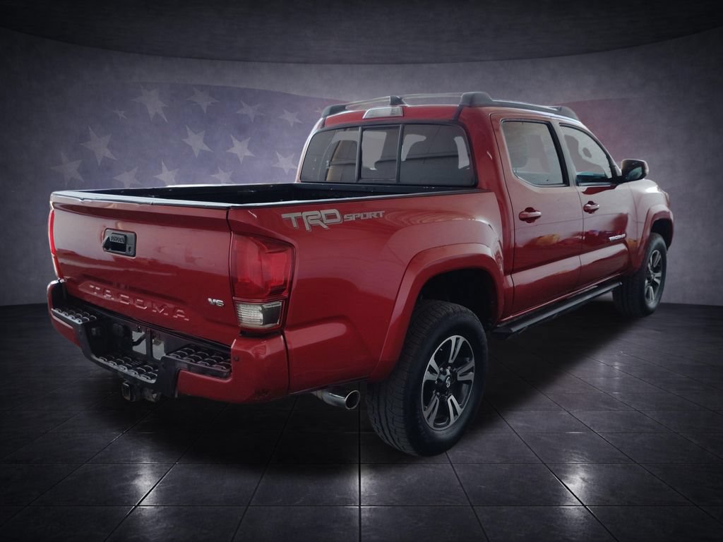 Used 2016 Toyota Tacoma TRD Sport RWD image 5