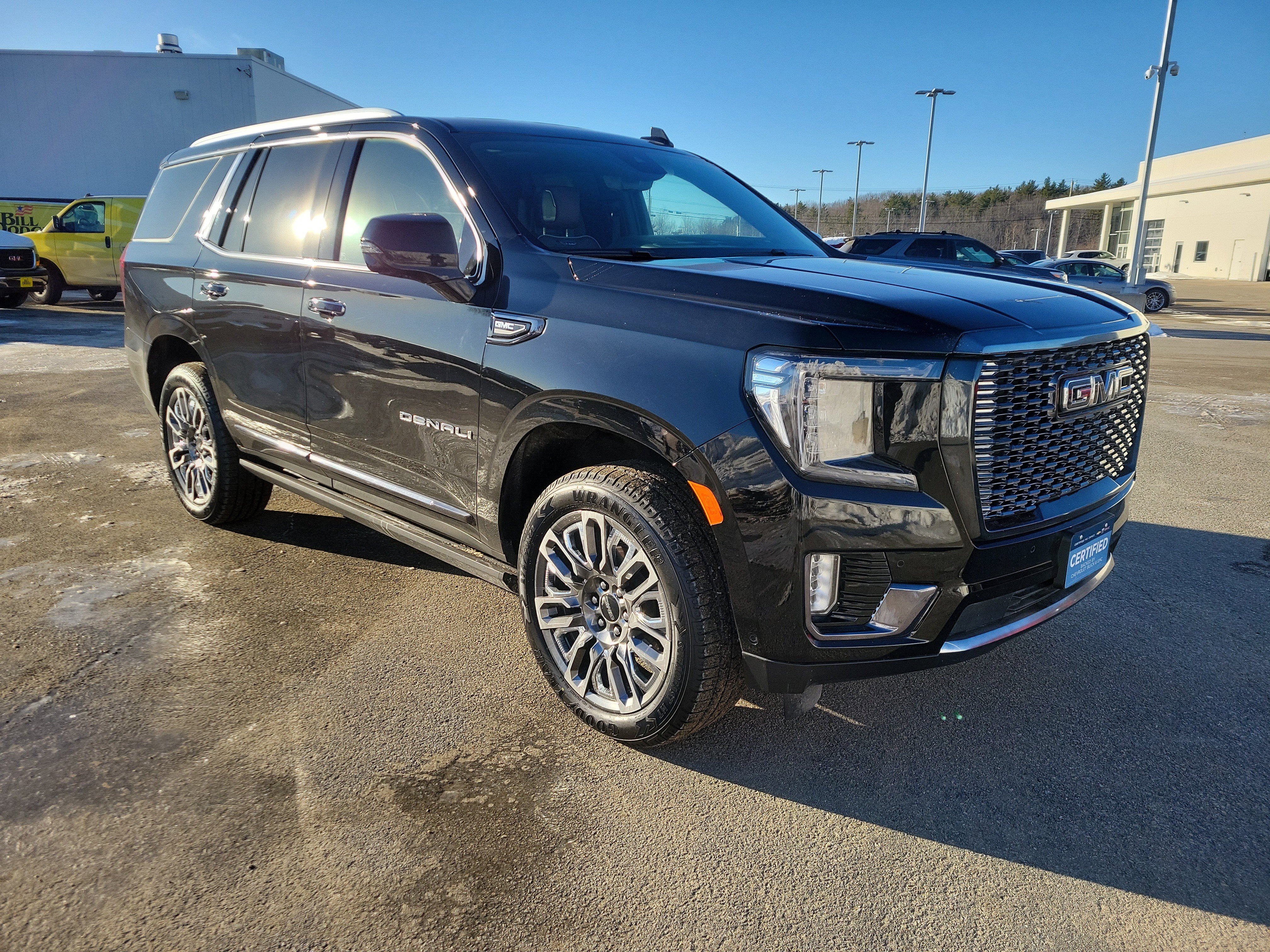 Certified 2023 GMC Yukon Denali Ultimate image 3