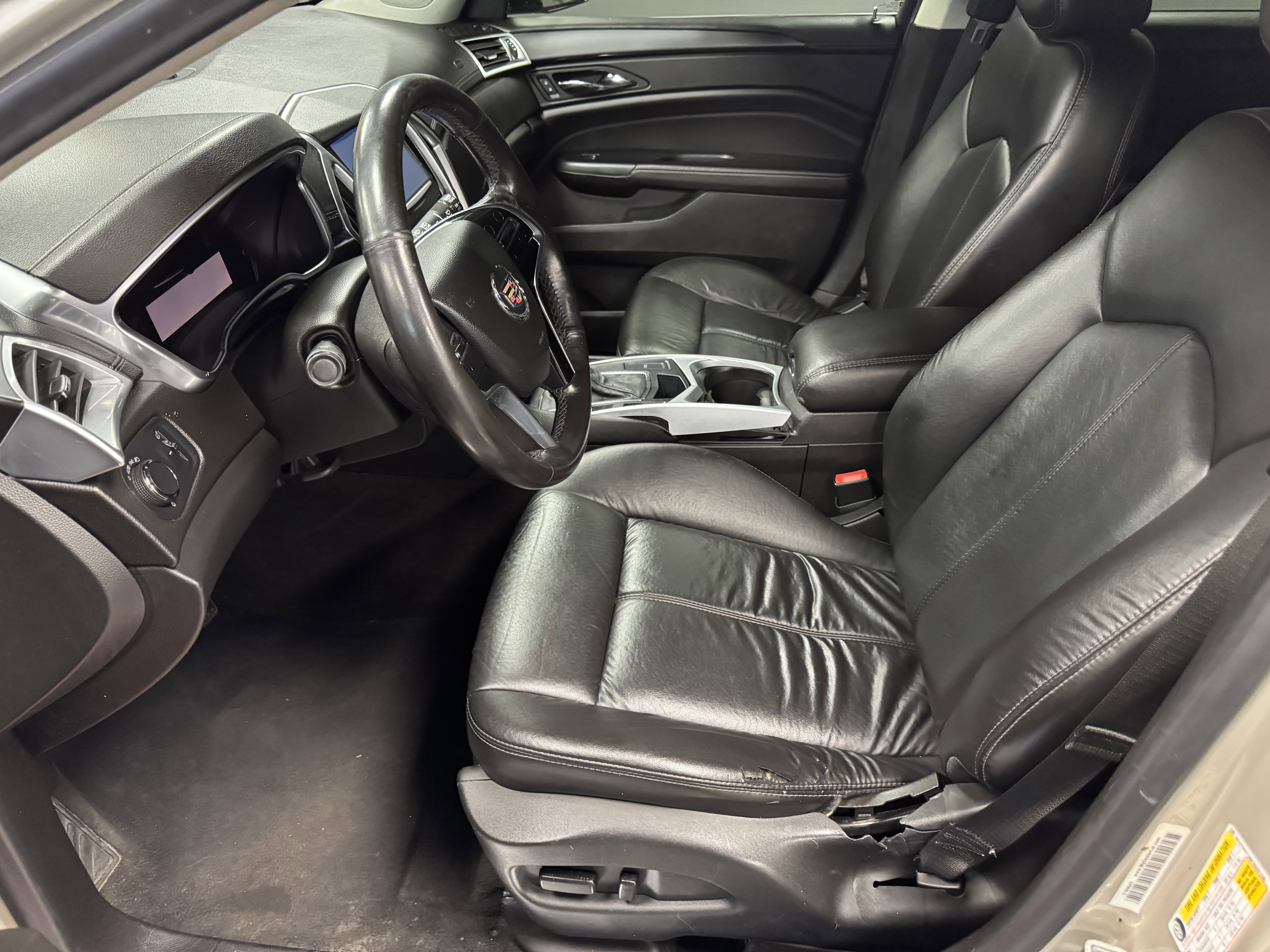 Used 2015 Cadillac SRX FWD image 10