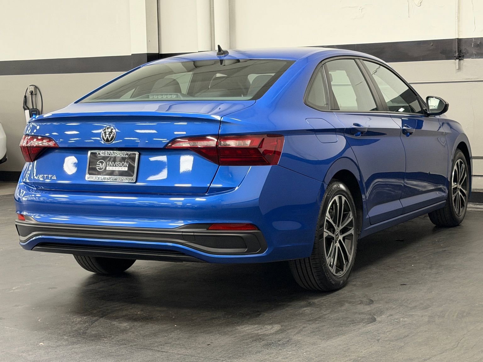 Used 2022 Volkswagen Jetta Sport image 12
