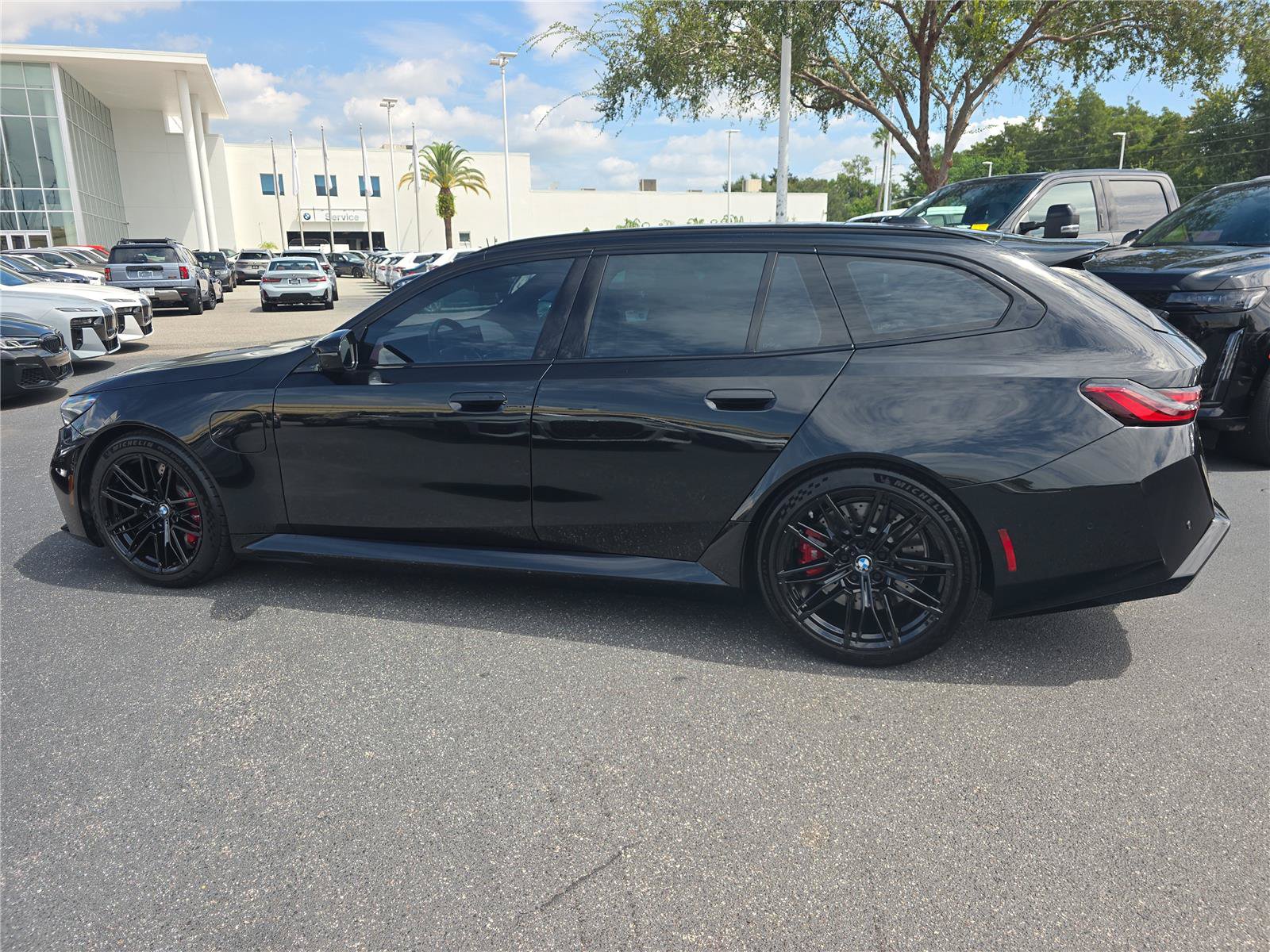 Certified 2025 BMW M5 Touring AWD/4WD image 5
