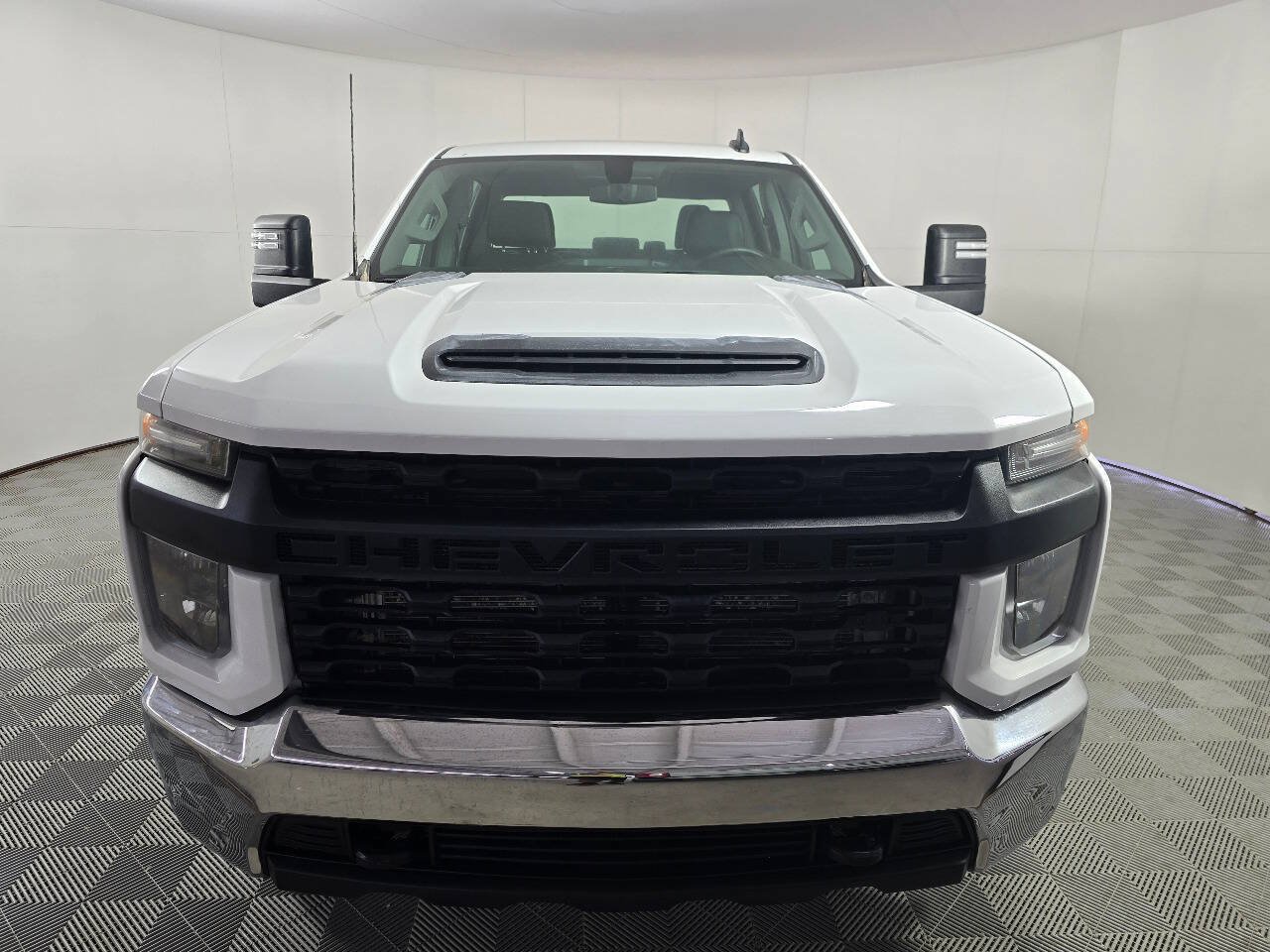 Used 2023 Chevrolet Silverado 2500 W/T w/ WT Fleet Convenience Package AWD/4WD image 4