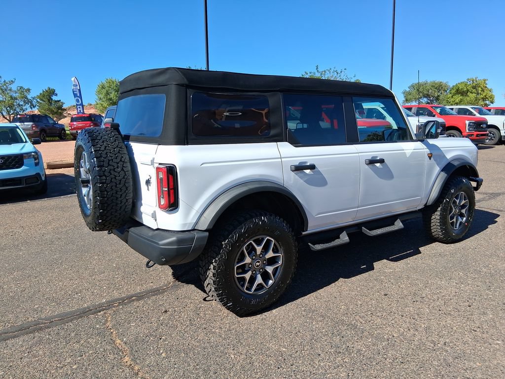 Used 2024 Ford Bronco Badlands AWD/4WD image 5