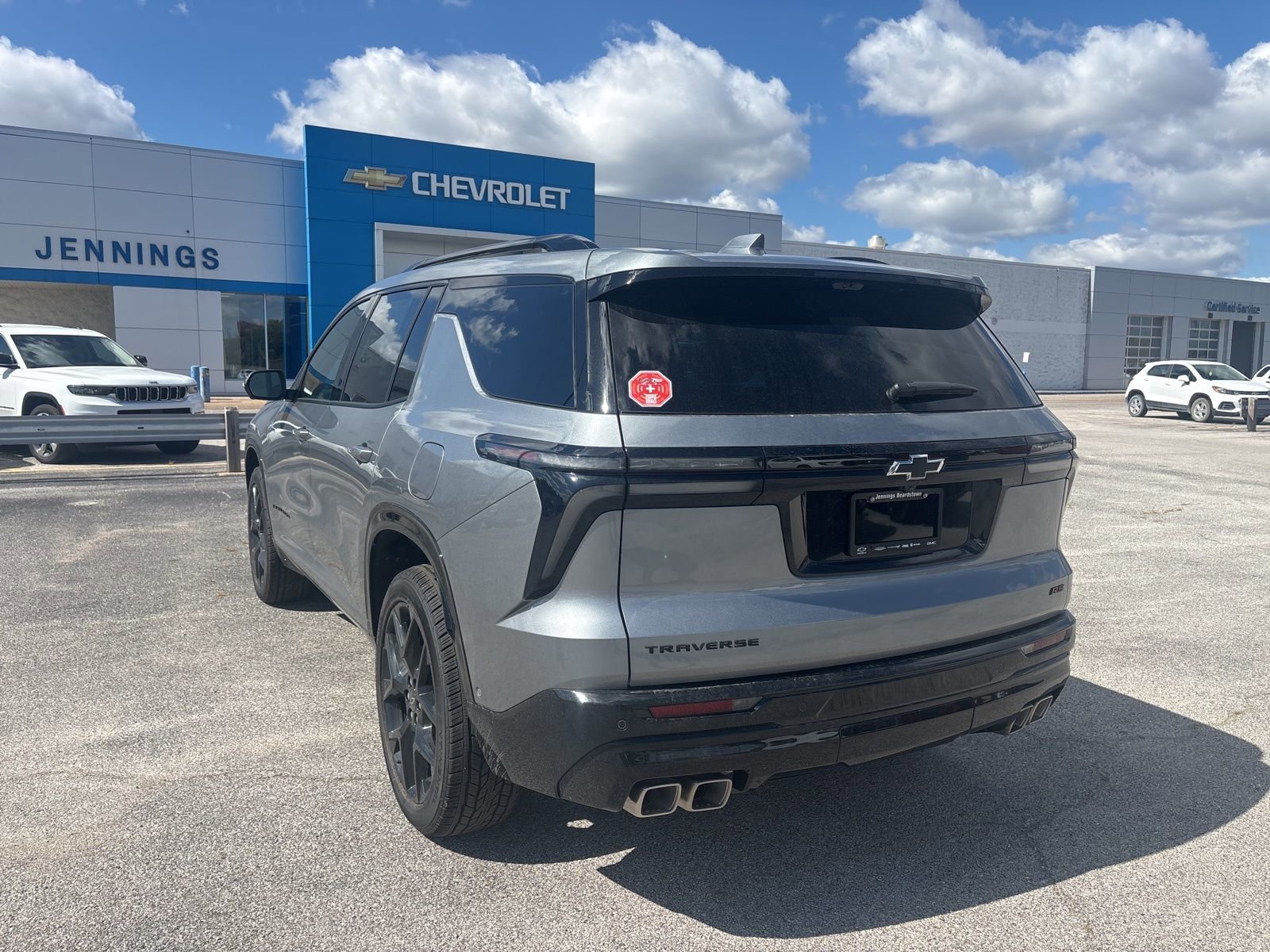 New 2026 Chevrolet Traverse RS w/ LPO, Floor Liner Package image 4
