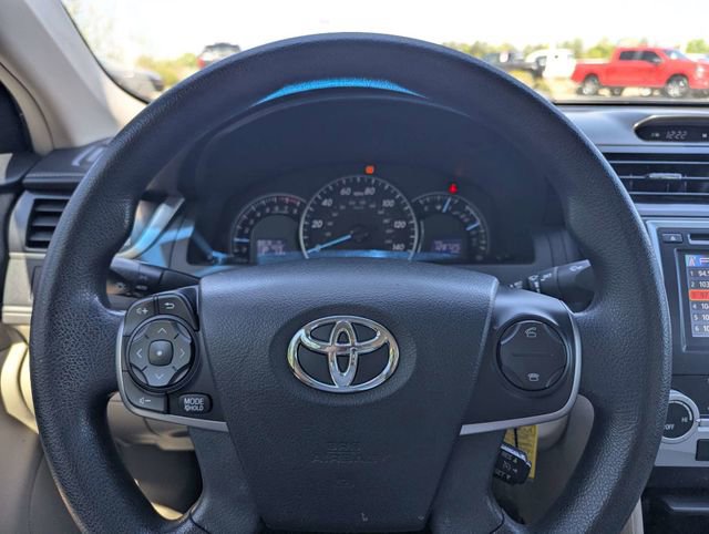 Used 2012 Toyota Camry LE image 24