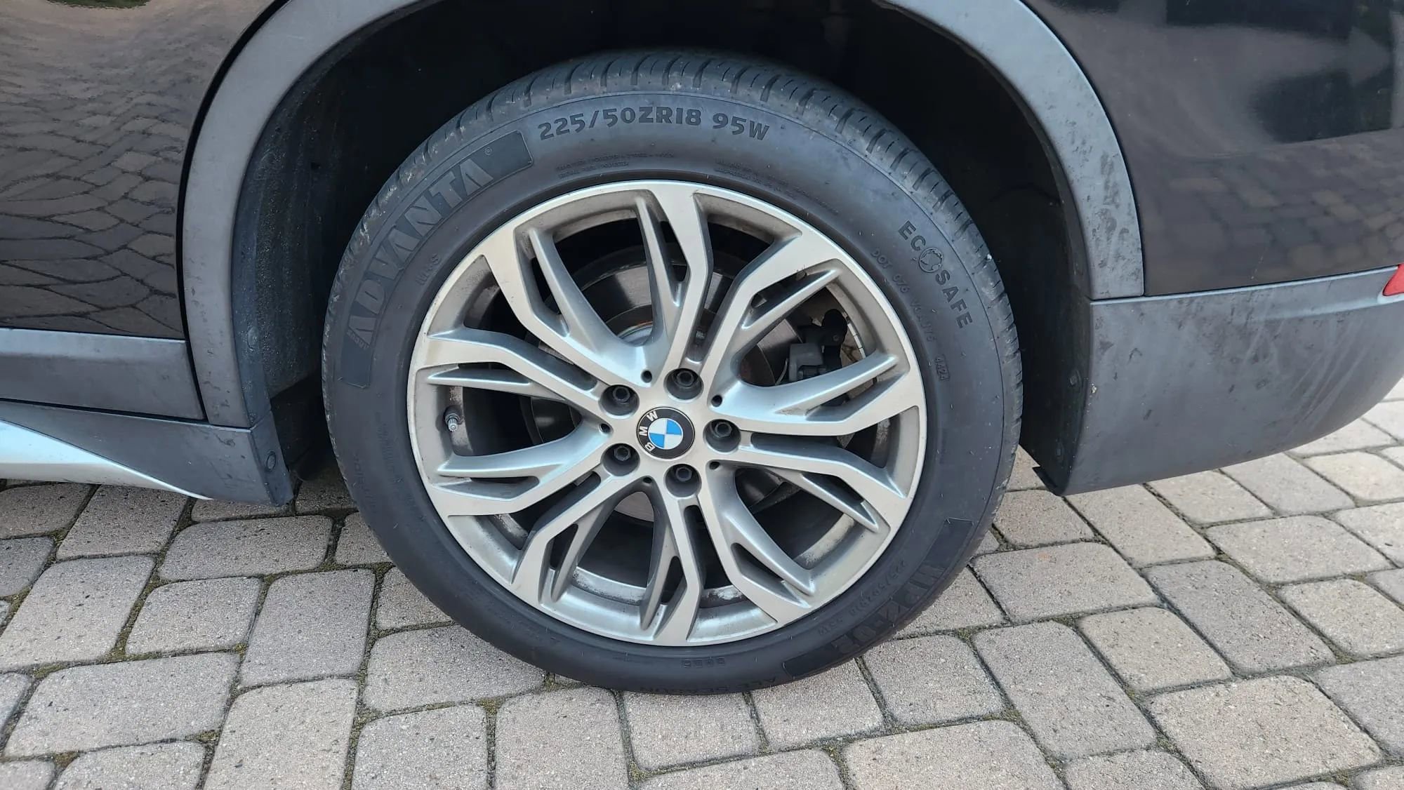 Used 2017 BMW X1 xDrive28i AWD/4WD image 4