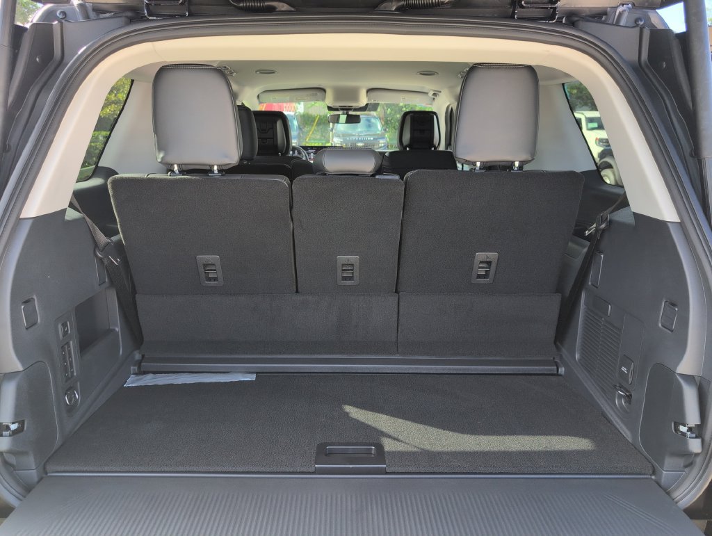 New 2027 Ford Expedition Platinum RWD image 28
