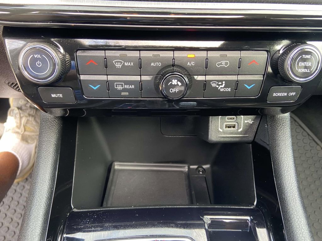 Used 2022 Jeep Compass Trailhawk w/ Sun and Sound Group image 19