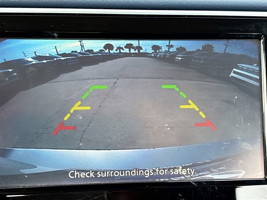 Used 2023 Nissan Versa SV image 13