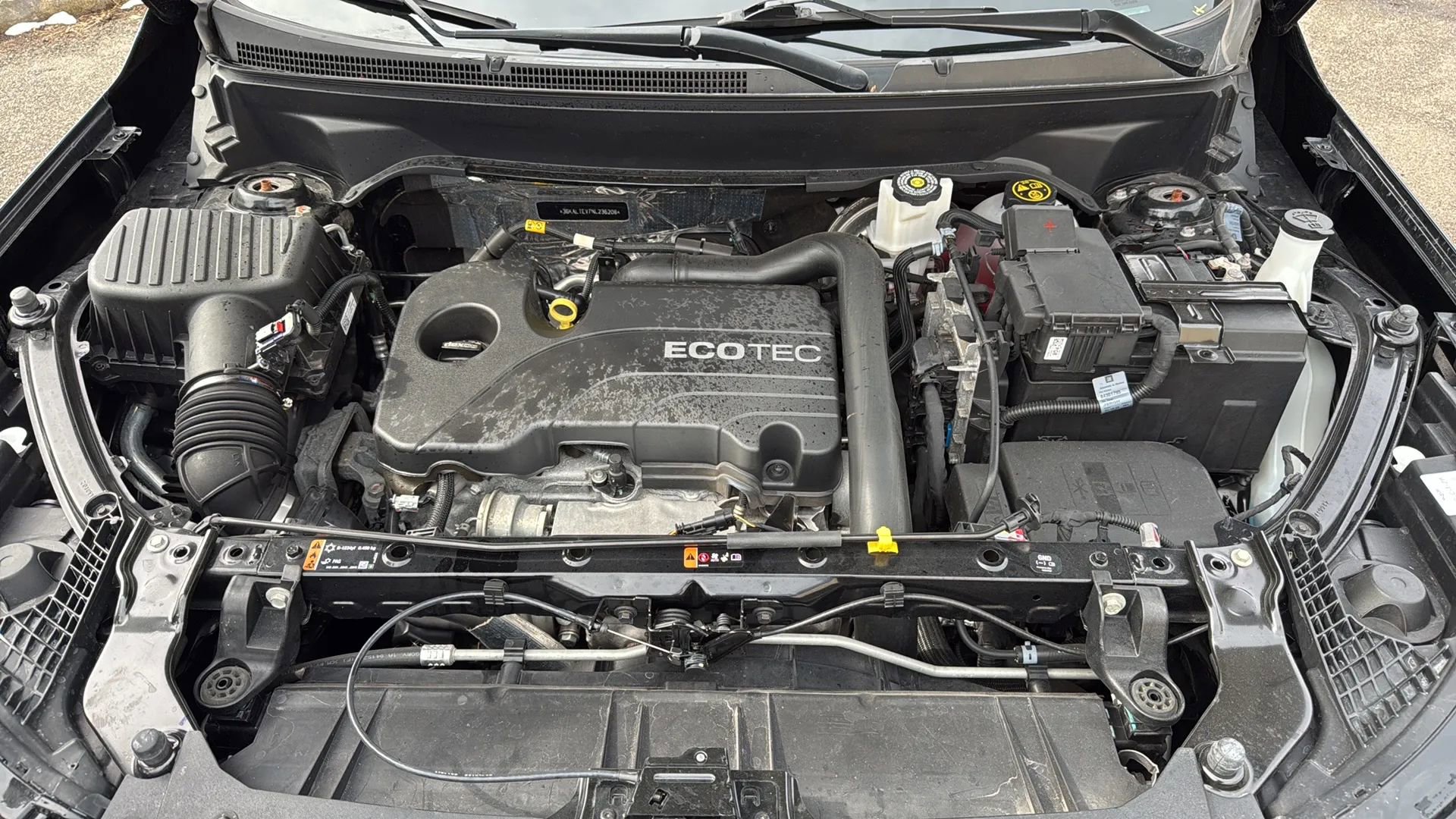 Used 2022 GMC Terrain SLE image 24