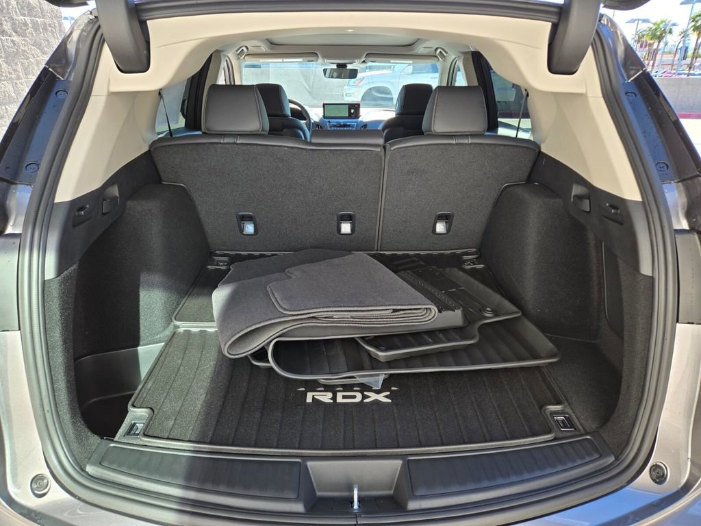Used 2025 Acura RDX SH-AWD w/ Technology Package image 18