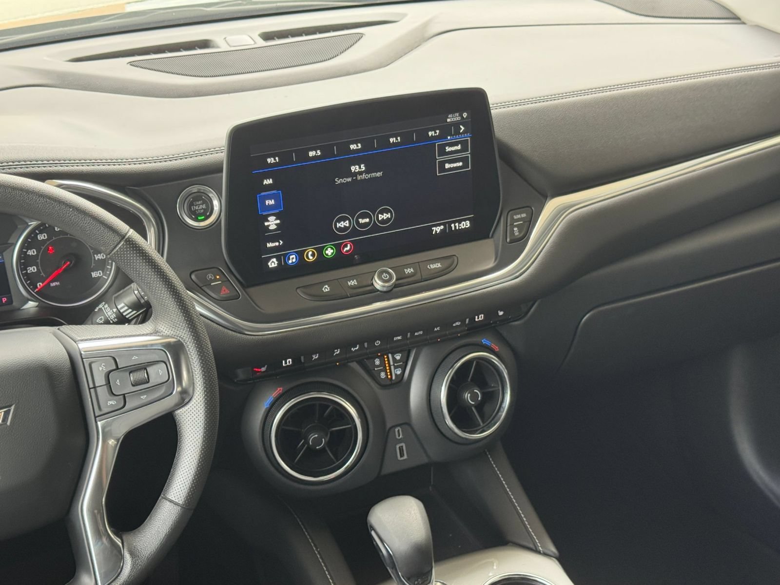 Used 2025 Chevrolet Blazer LT FWD image 16