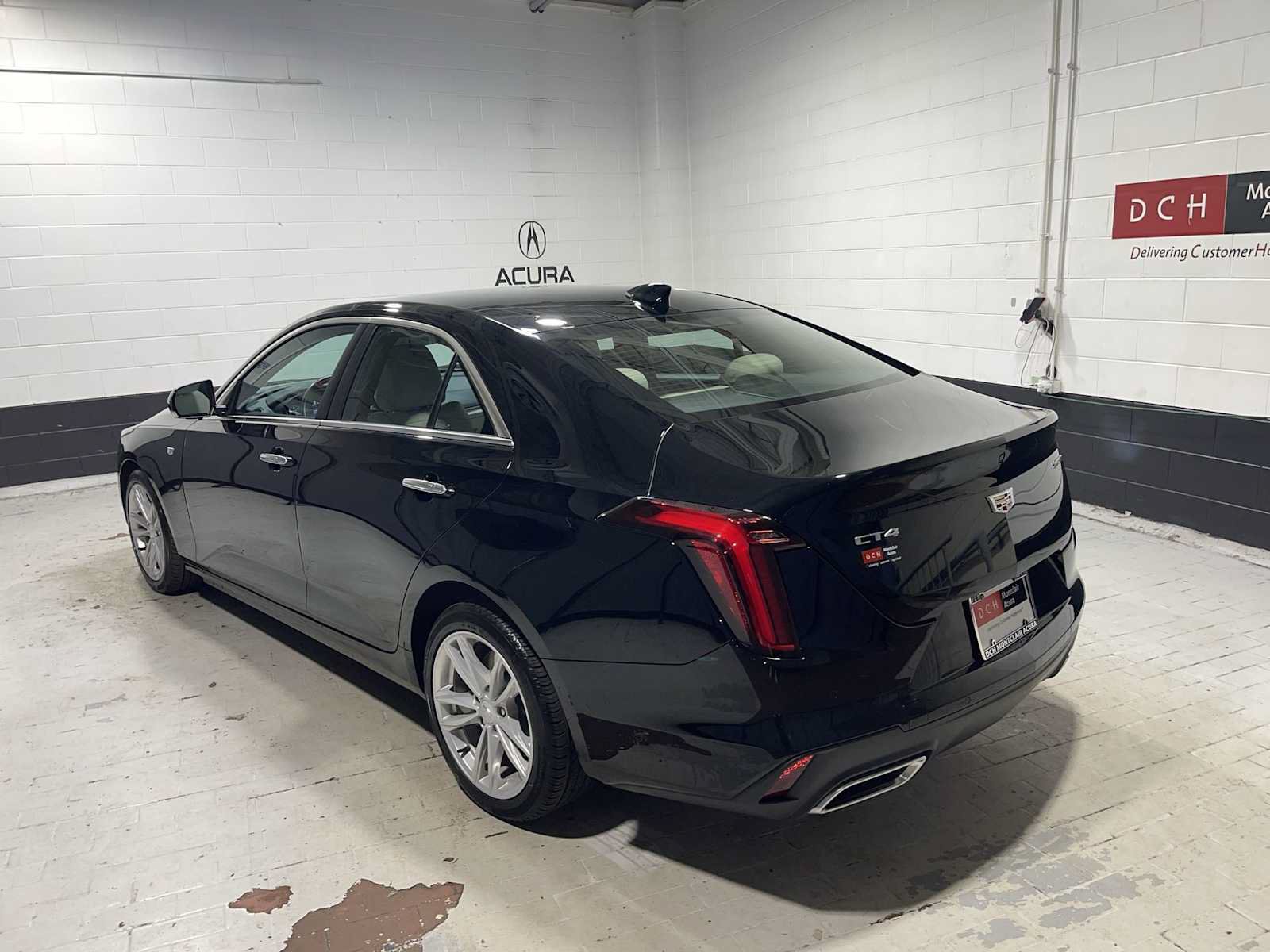 Used 2024 Cadillac CT4 Luxury w/ Cold Weather Package RWD image 4