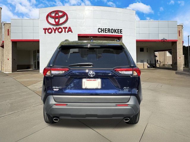Used 2025 Toyota RAV4 XLE AWD/4WD image 6