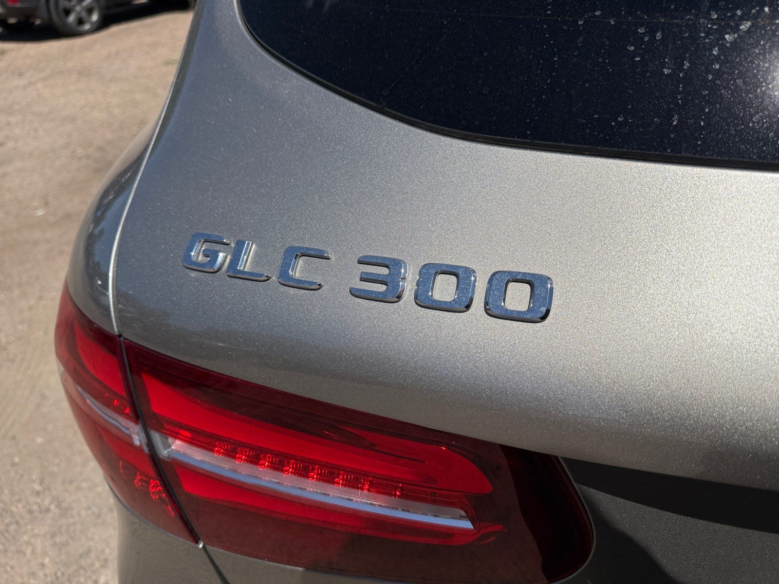 Used 2019 Mercedes-Benz GLC 300 4MATIC image 23