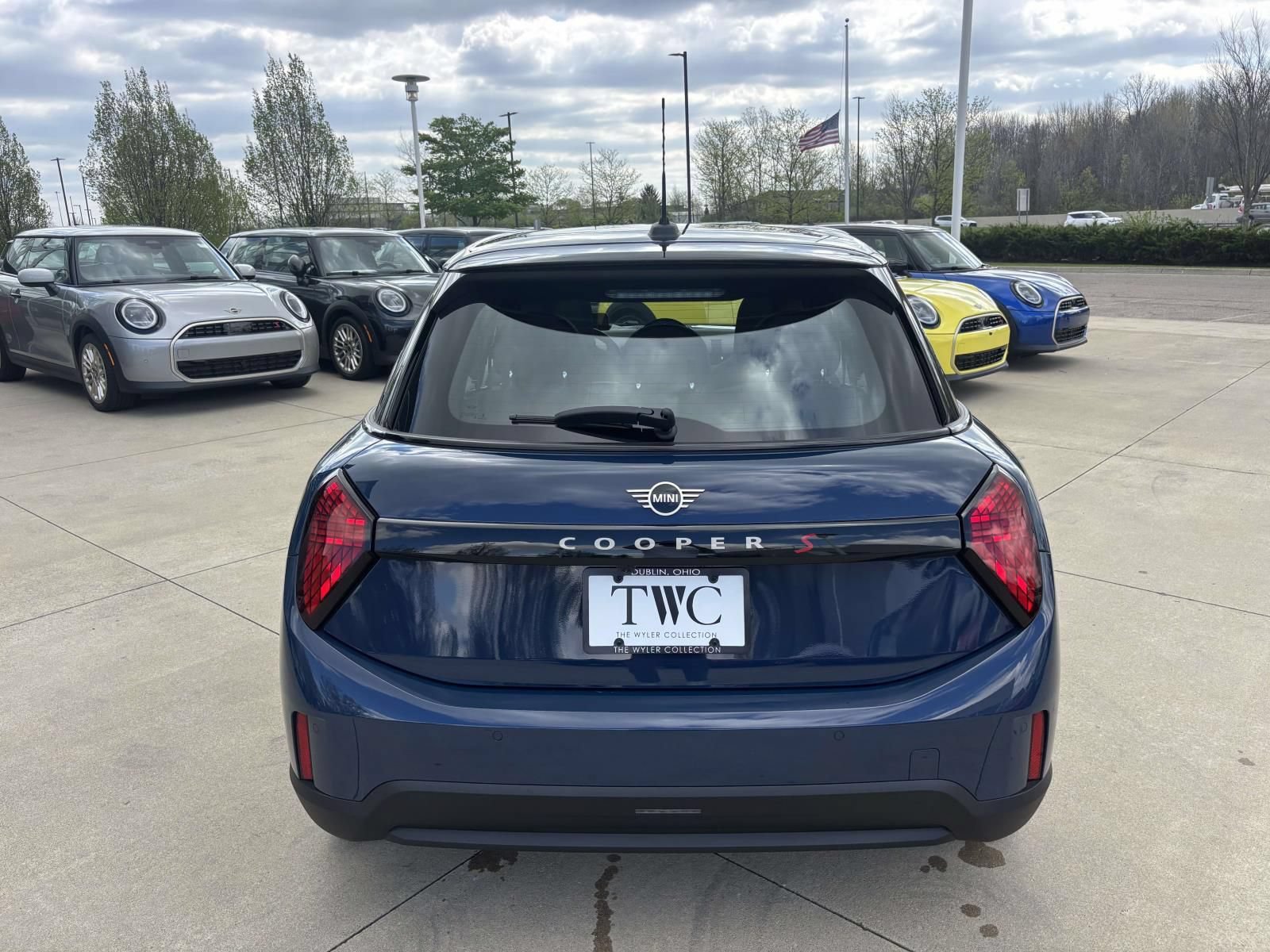 New 2026 MINI Cooper S FWD image 6