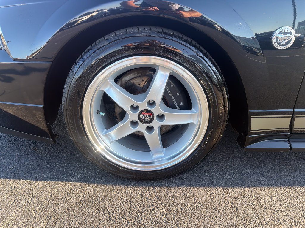Used 2004 Ford Mustang GT RWD image 9