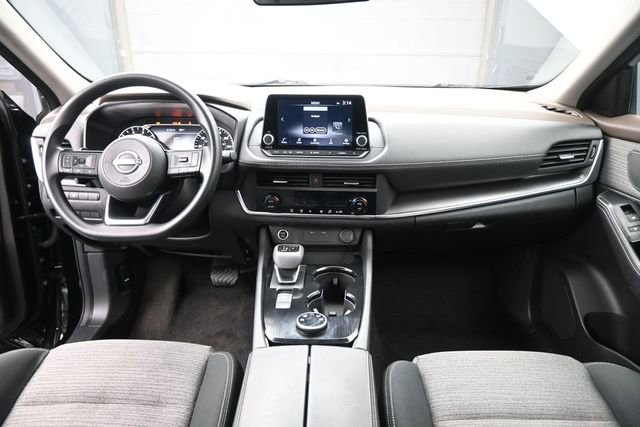 Used 2023 Nissan Rogue SV AWD/4WD image 24