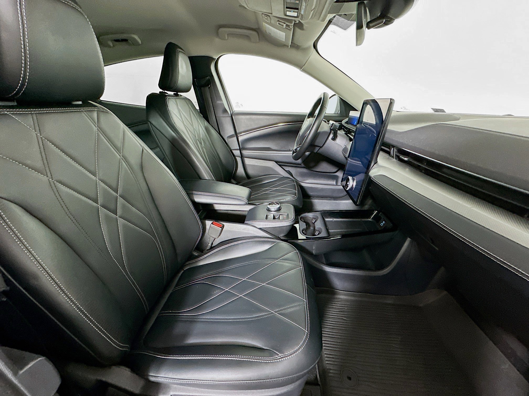 Used 2021 Ford Mustang Mach-E Select w/ Comfort/Technology Package image 31