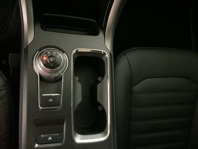 Used 2017 Ford Fusion SE w/ Equipment Group 202A FWD image 23