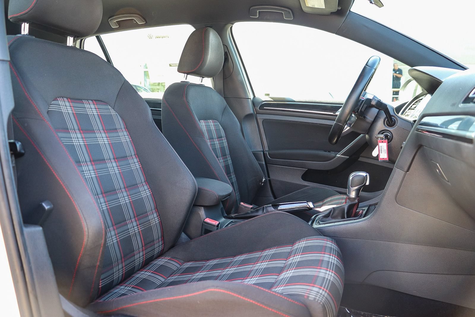 Used 2016 Volkswagen GTI S FWD image 17