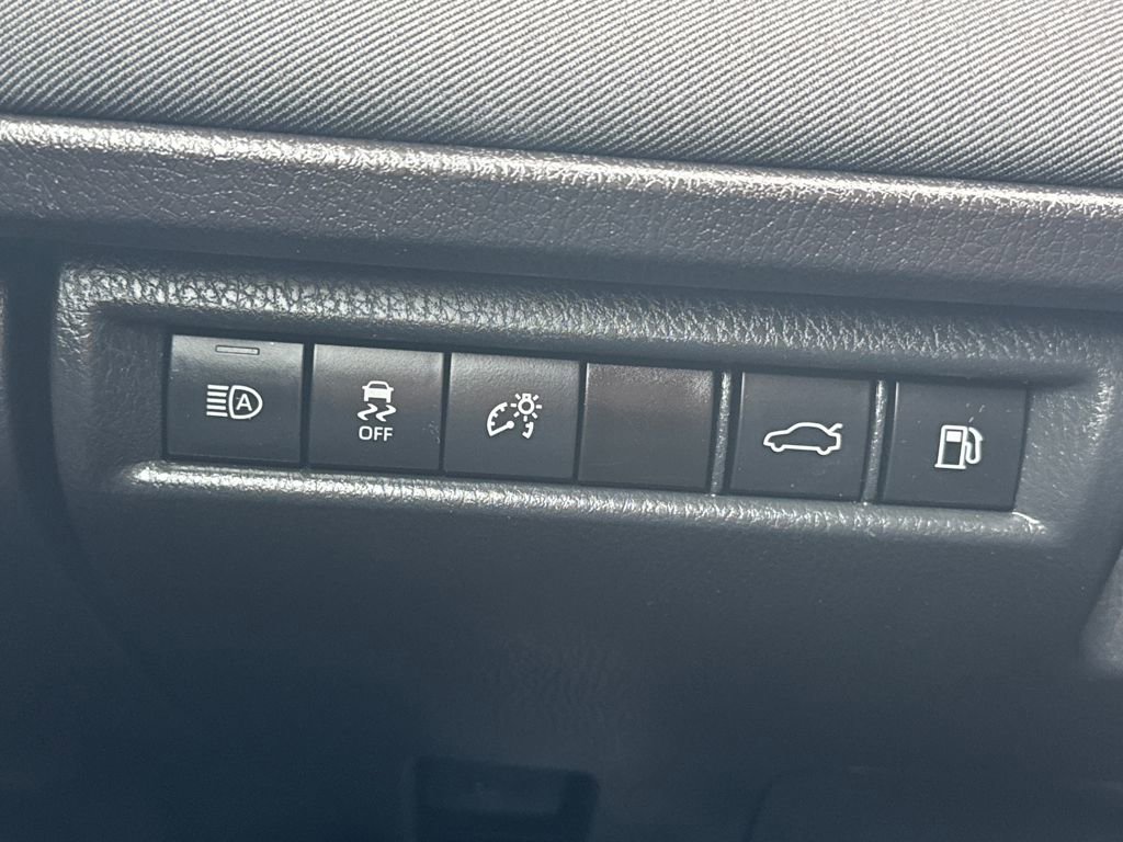 Used 2025 Toyota Camry XSE image 30