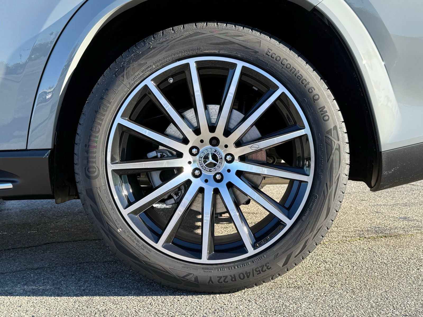 New 2026 Mercedes-Benz GLS 580 4MATIC image 14